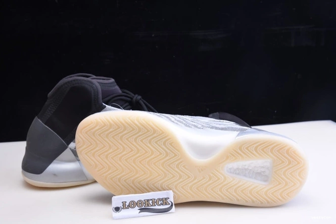 YZY QNTM Adidas Q46473 Quantum Yeezy 0823